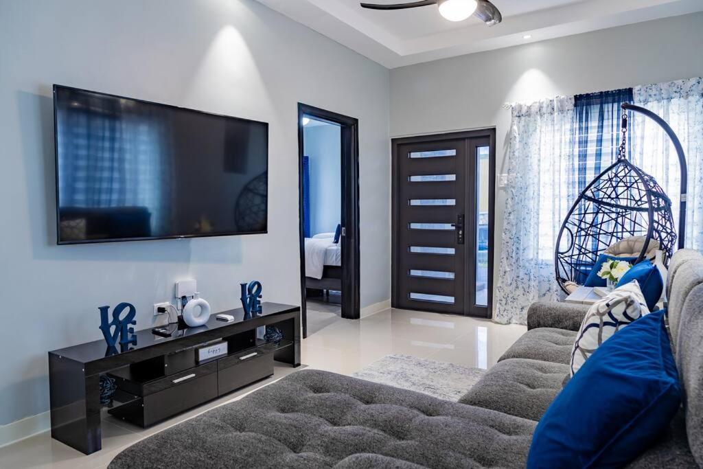 فيلا Pyramid Point Manor أوشو ريوس المظهر الخارجي الصورة